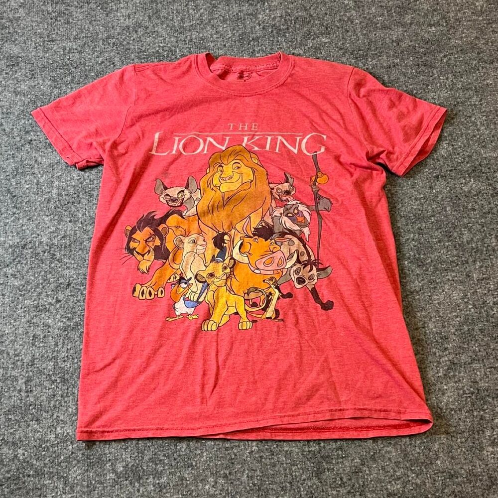 Disney Women's Red and Pink T-shirt